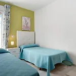 Duplex Tejar C Con Piscina Familias